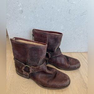 Frye boots women’s zip up booties